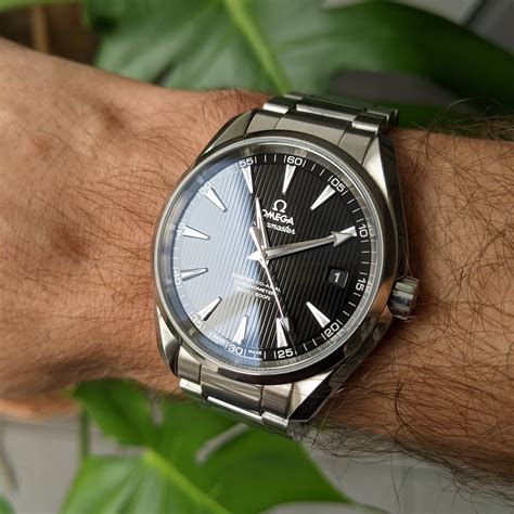 omega seamaster wrist presence